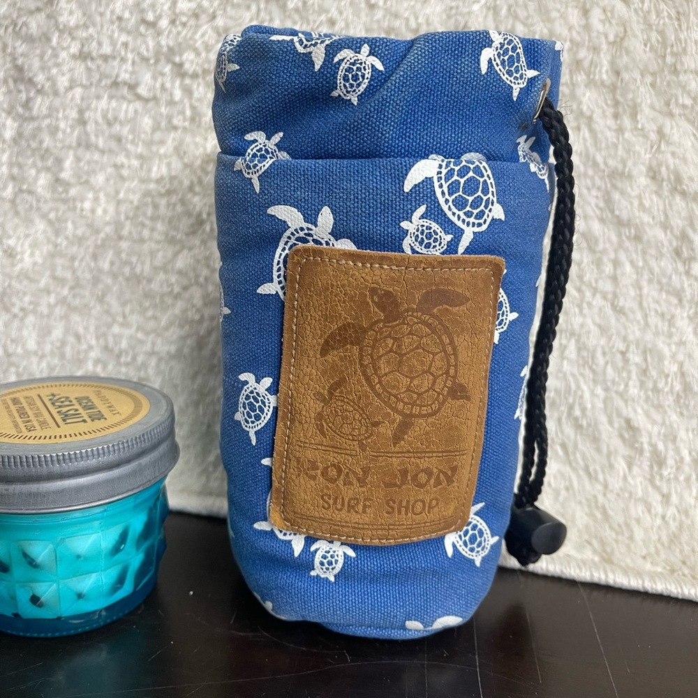 Ron Jon vintage and classic coosy!